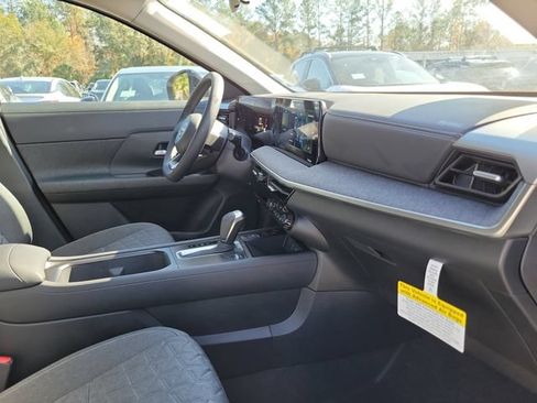 New 2026 Nissan Kicks SV w/ Cold Weather Package FWD image 29