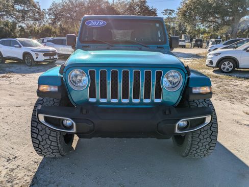 Used 2019 Jeep Wrangler Unlimited Sahara image 31