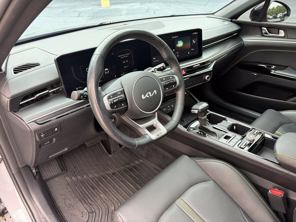 Used 2025 Kia K5 GT w/ GT1 Package FWD image 46