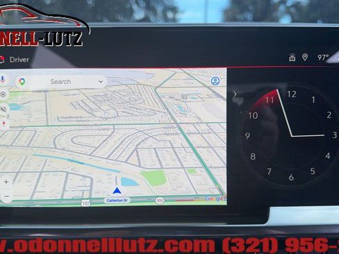 Used 2025 GMC Sierra 1500 SLT w/ SLT Premium Package RWD image 18