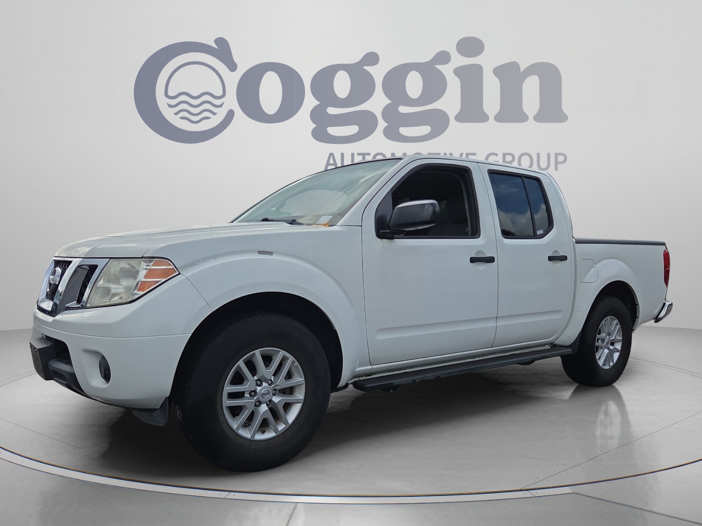 Used 2017 Nissan Frontier SV RWD image 1