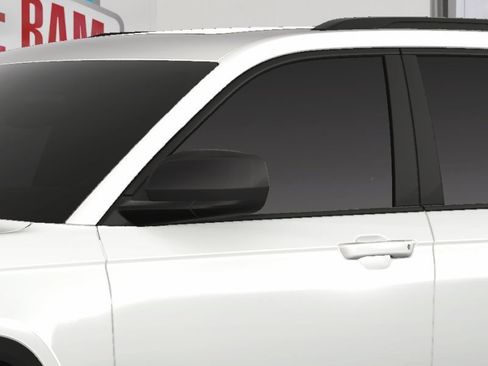 New 2025 Jeep Grand Cherokee Altitude image 15