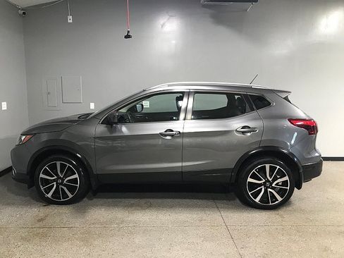 Used 2017 Nissan Rogue Sport SL w/ SL Premium Package AWD/4WD image 6