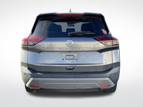 Used 2021 Nissan Rogue SV image 4