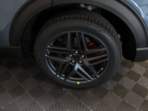 New 2026 Ford Explorer ST-Line w/ ST-Line Street Pack image 28