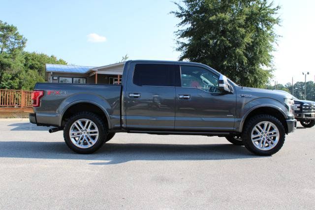 Used 2017 Ford F150 Platinum w/ Equipment Group 701A Luxury AWD/4WD image 4