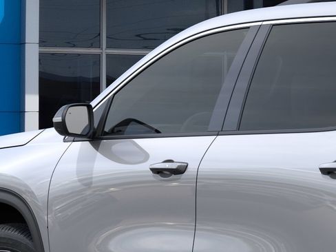 New 2026 Chevrolet Traverse LT FWD image 12