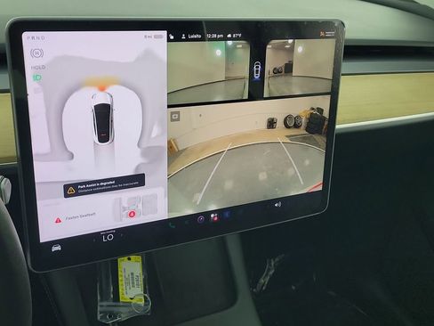 Used 2024 Tesla Model Y Long Range AWD/4WD image 14