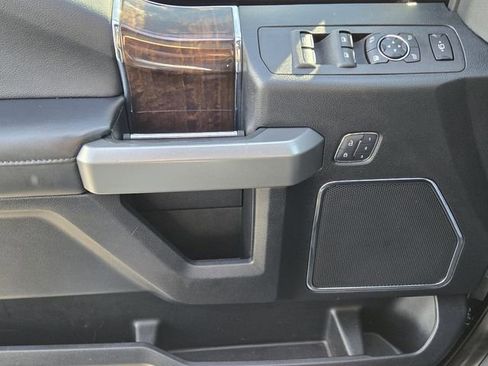 Used 2017 Ford F250 Platinum w/ Platinum Ultimate Package image 23