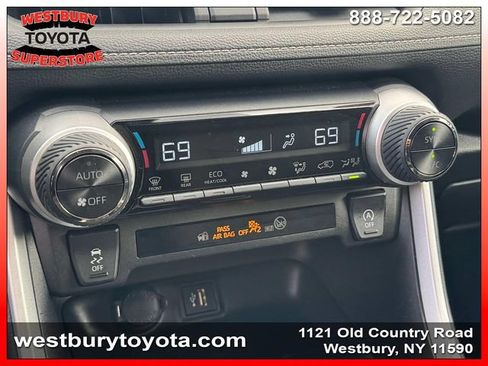 Certified 2025 Toyota RAV4 XLE AWD/4WD image 31