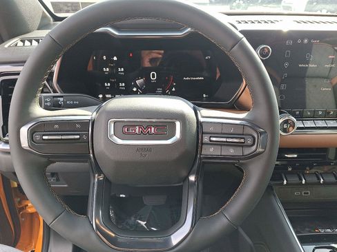 New 2026 GMC Canyon AT4 w/ Technology Plus Package AWD/4WD image 10