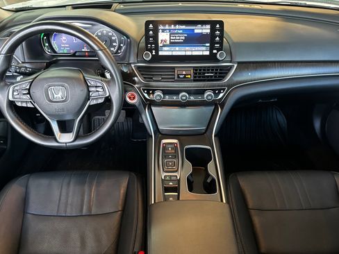 Used 2019 Honda Accord Touring image 13