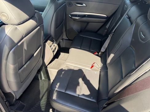 Used 2024 Cadillac XT4 Premium Luxury FWD image 20