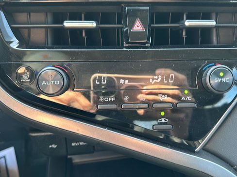 Used 2024 Toyota Camry LE image 16