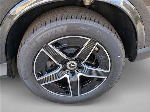 New 2026 Mercedes-Benz GLC 300 4MATIC image 9