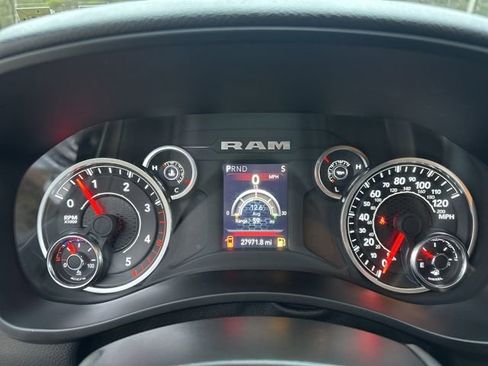 Used 2024 RAM 3500 Big Horn w/ Sport Appearance Package image 20