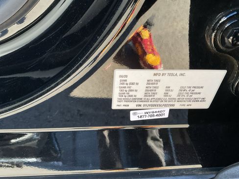 Used 2020 Tesla Model Y Long Range image 26