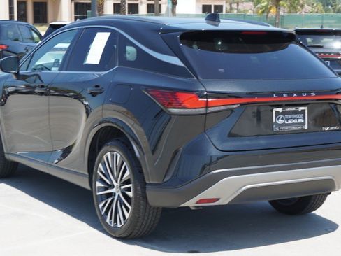 Certified 2025 Lexus RX 350 Premium FWD image 9