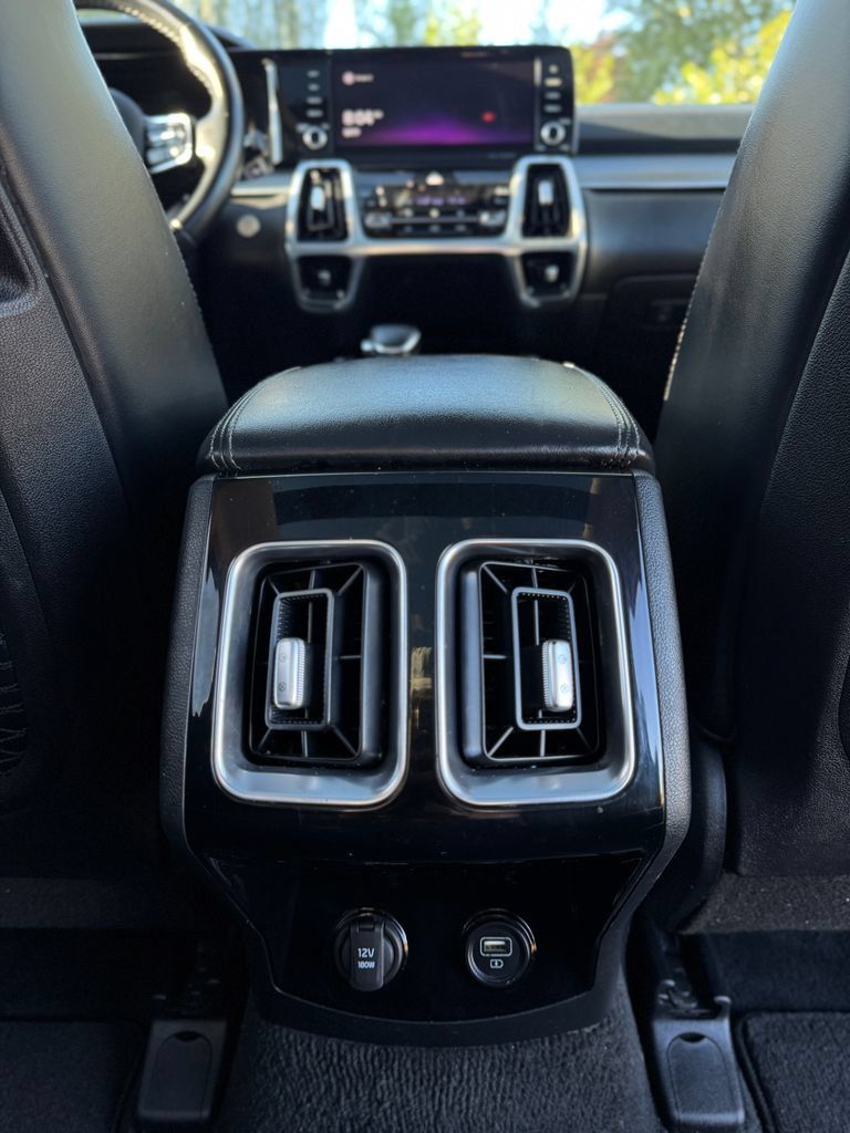 Used 2021 Kia Sorento SX AWD/4WD image 30
