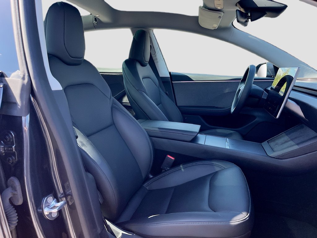 Used 2025 Tesla Model 3 Long Range RWD image 28