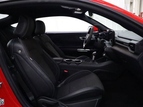 Certified 2024 Ford Mustang Coupe image 25