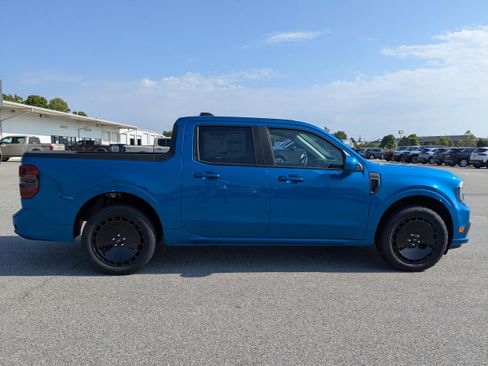 New 2025 Ford Maverick Lobo image 3