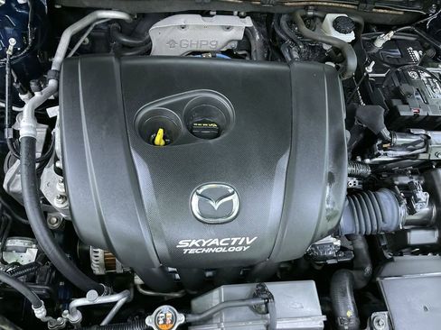 Used 2017 MAZDA MAZDA3 Grand Touring image 31