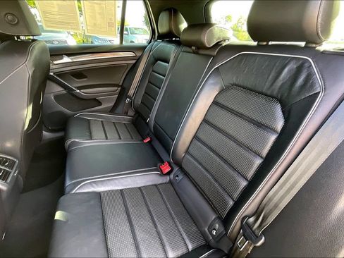 Used 2019 Volkswagen Golf R 4-Door AWD/4WD image 25