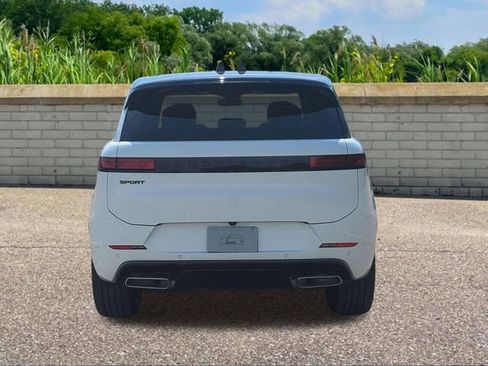 New 2026 Land Rover Range Rover Sport Dynamic SE AWD/4WD image 5