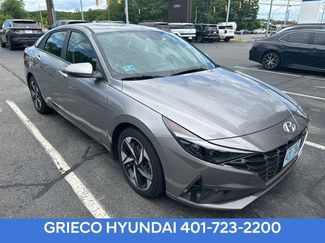 Used 2023 Hyundai Elantra Limited FWD video 1