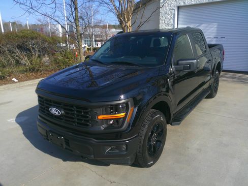 Used 2024 Ford F150 STX w/ Equipment Group 201A FX4 image 7