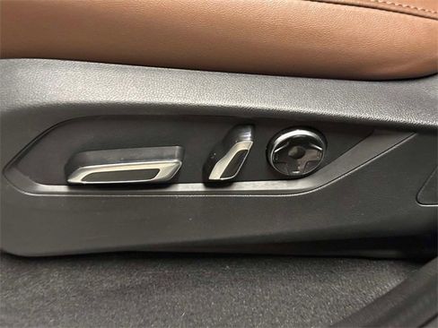 Used 2023 Acura MDX SH-AWD w/ Technology Package image 15