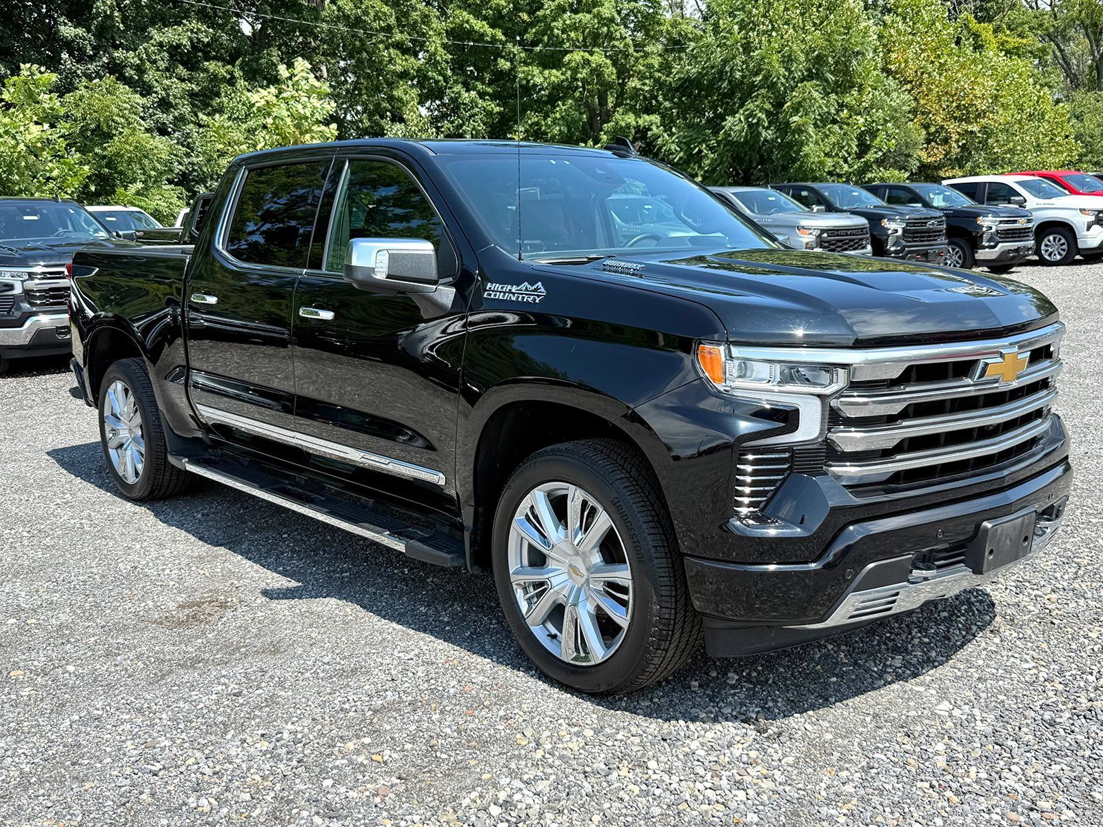 Certified 2023 Chevrolet Silverado 1500 High Country w/ High Country Premium Package AWD/4WD image 1