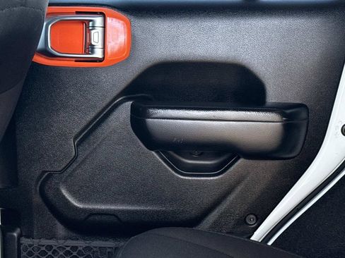 Used 2021 Jeep Wrangler Unlimited Sport AWD/4WD image 15