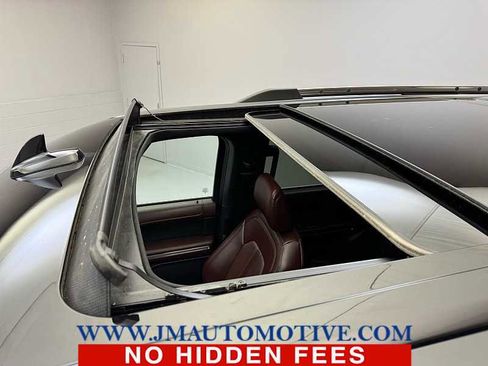 Used 2023 Ford Expedition Limited image 11