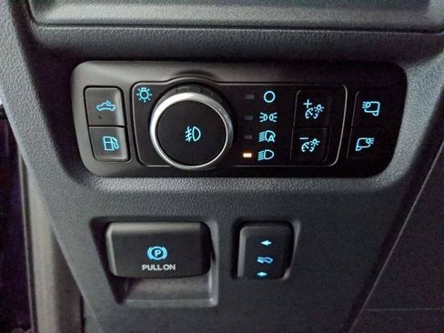 Certified 2025 Ford F150 XLT AWD/4WD image 13