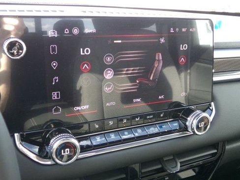 New 2025 GMC Canyon Elevation w/ Convenience Package image 7