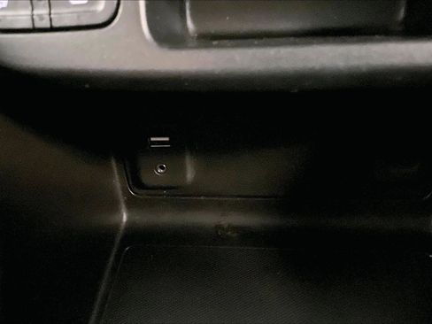 Used 2018 GMC Canyon Denali image 31