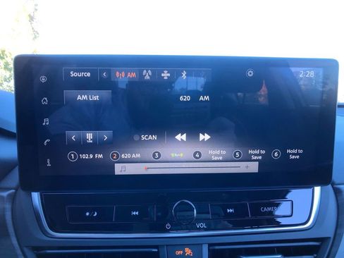 New 2025 Nissan Altima 2.5 SV w/ SV Special Edition Package AWD/4WD image 18