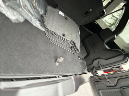 Used 2025 Jeep Wrangler Sahara w/ Safety Group image 30