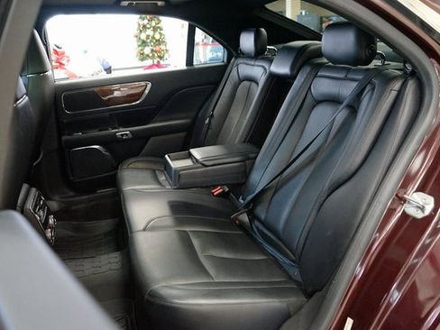 Used 2017 Lincoln Continental Reserve w/ Technology Package image 49
