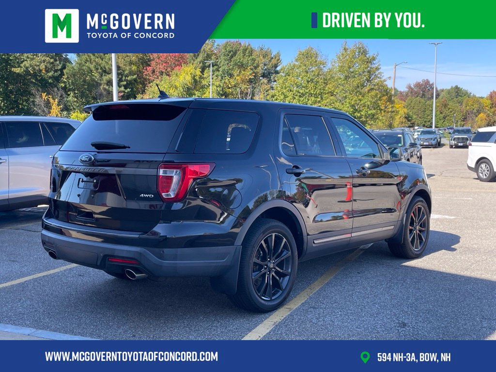 Used 2019 Ford Explorer XLT w/ Equipment Group 202A AWD/4WD image 5