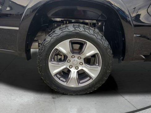 Used 2021 RAM 1500 Laramie image 28