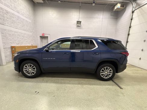Used 2023 Chevrolet Traverse LT AWD/4WD image 7