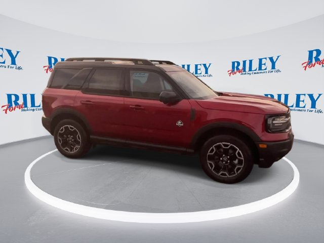 New 2026 Ford Bronco Sport Outer Banks w/ Outer Banks Tech Package+ AWD/4WD image 2