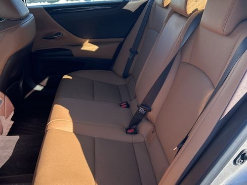 Used 2021 Lexus ES 350 w/ Premium Package image 13