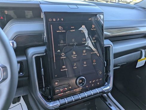 New 2026 GMC Yukon Elevation w/ Elevation Premium Package image 19