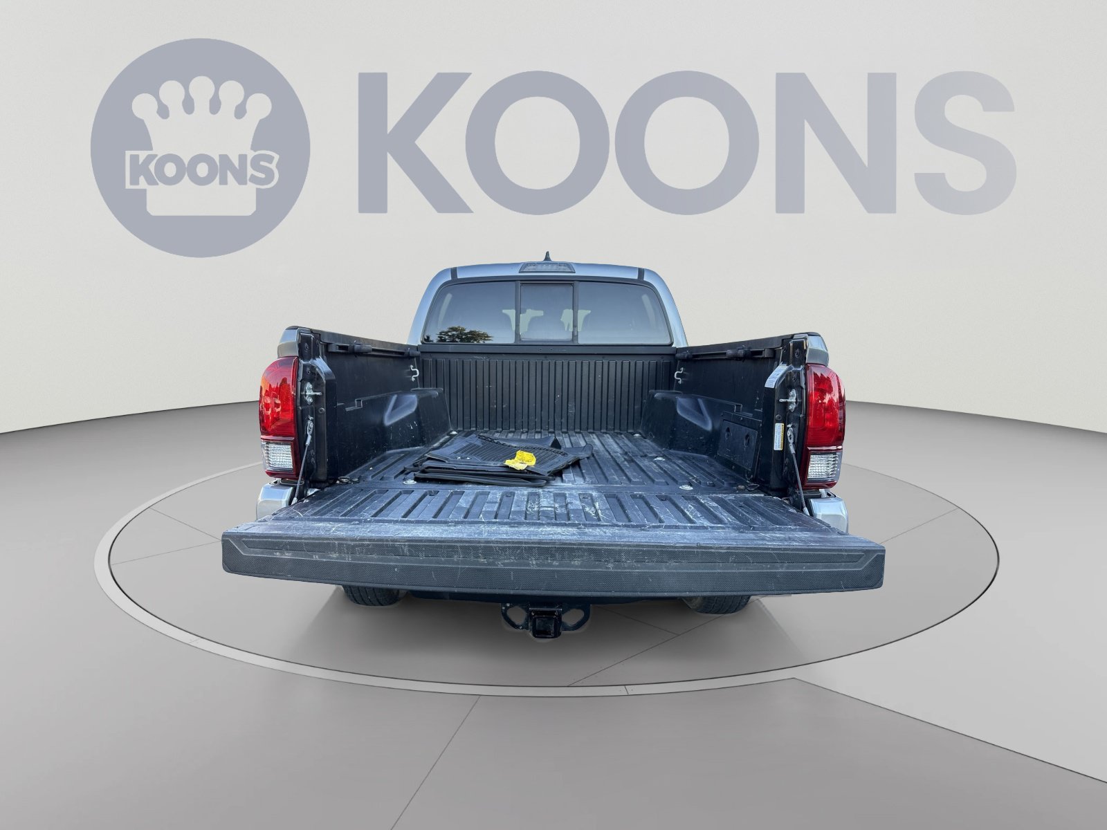 Used 2023 Toyota Tacoma SR AWD/4WD image 25