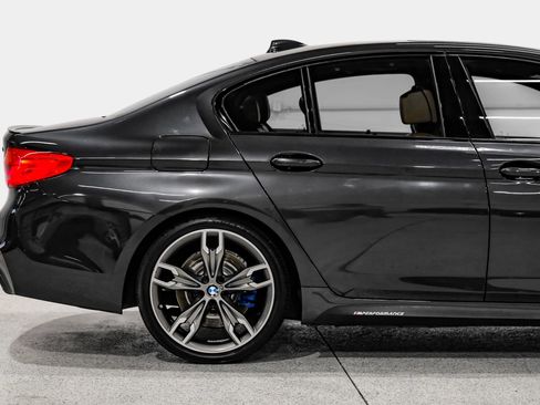 Used 2019 BMW M550i xDrive w/ Premium Package 2 AWD/4WD image 10