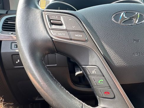 Used 2018 Hyundai Santa Fe Sport FWD image 19